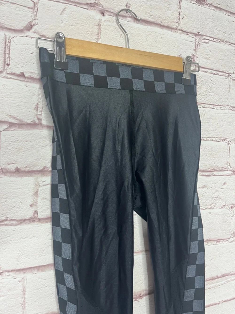 Alala Varsity Perforated High-Rise Legging in Black & Checker Size XS EUC